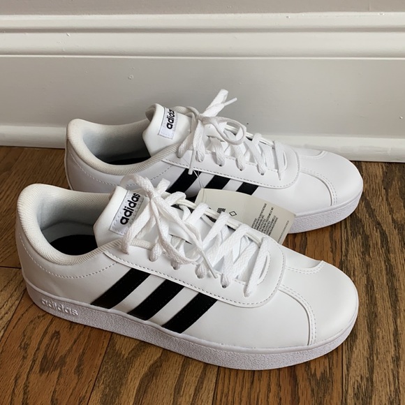 Adidas Sneakers, fits like 6.5US white color - Picture 3 of 14